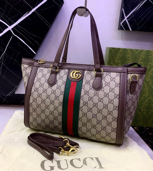 GUCCI signature lather bag