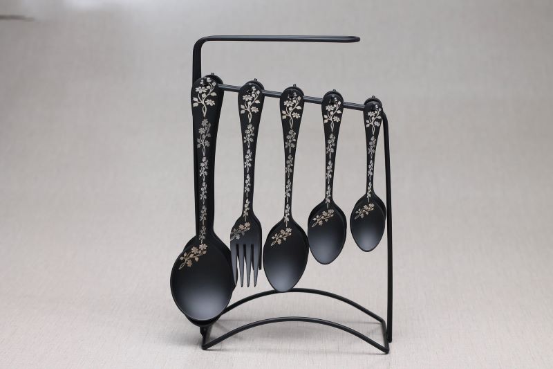 Stainless Steel Black Coated 29pcs Cutlery Set Floral
