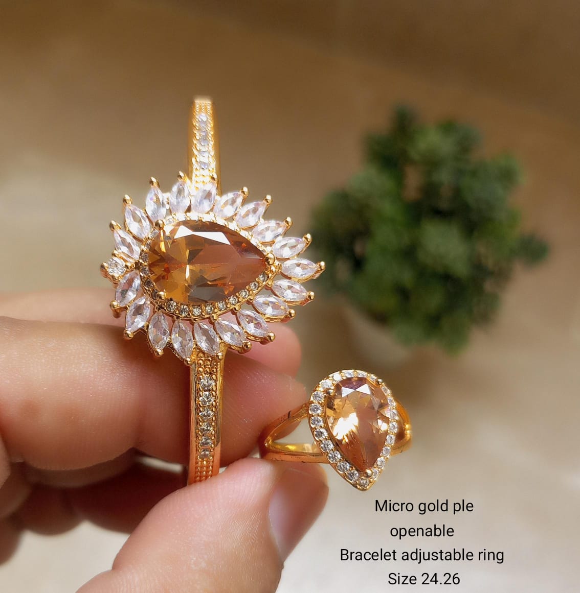 Zarcon Openable Bangle