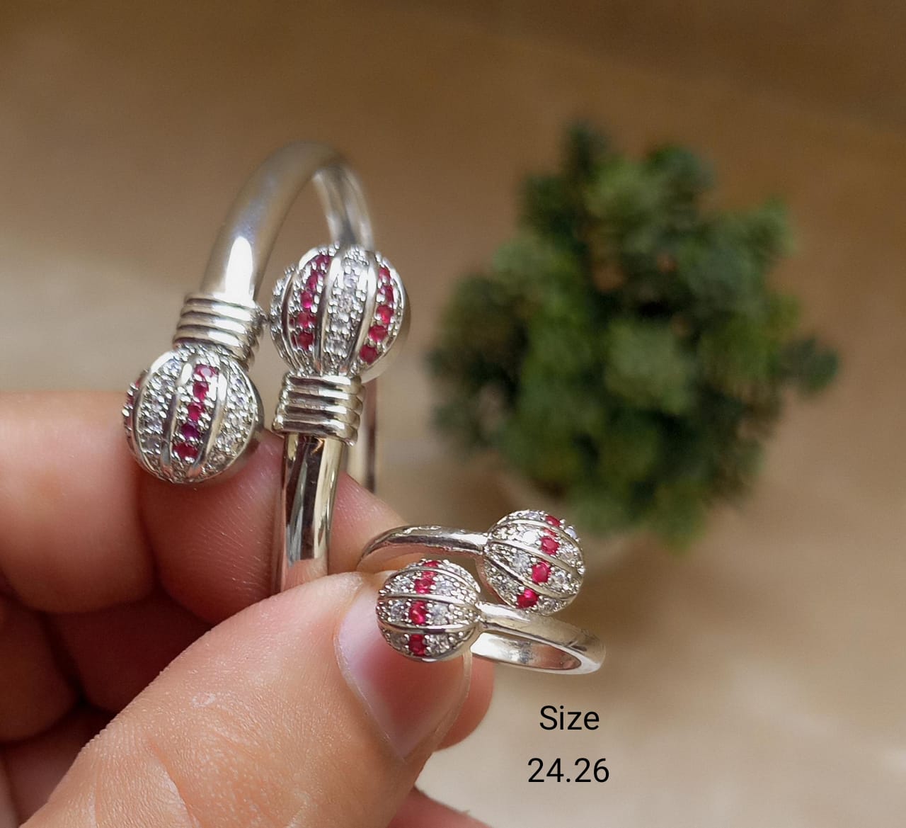 Zarcon Openable Bangle